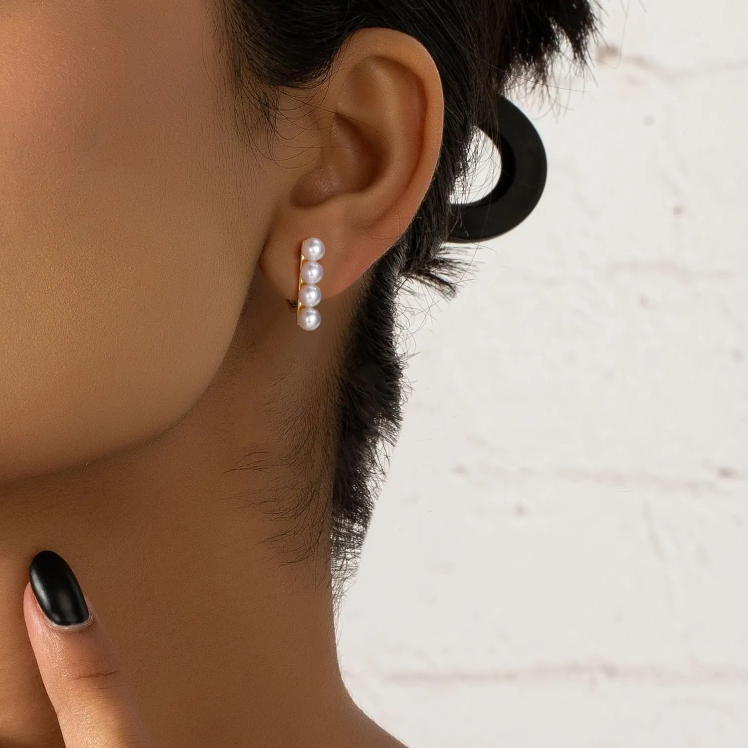 Geometric Pearl Earrings