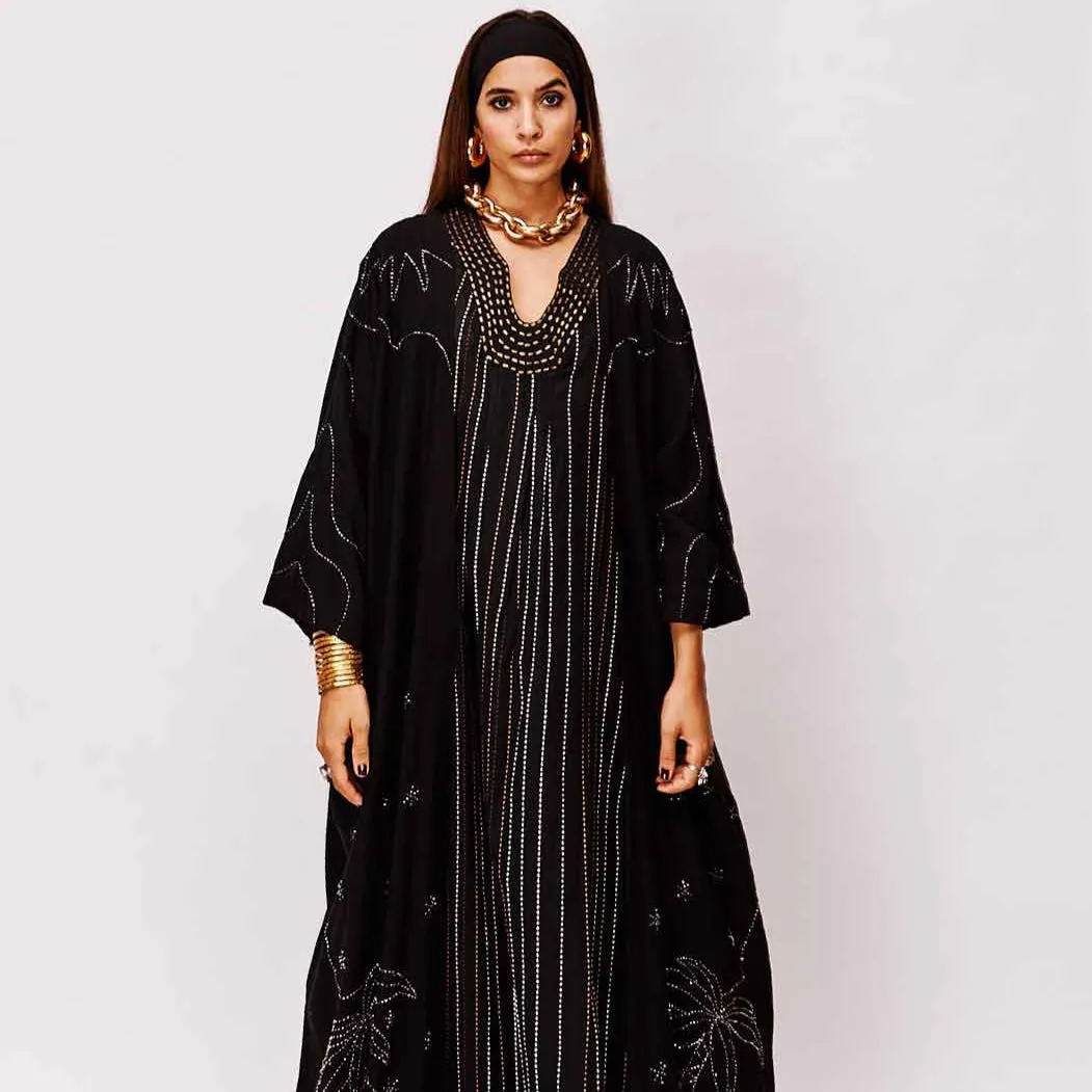 PEARL DROPS ON PALM BLACK ABAYA