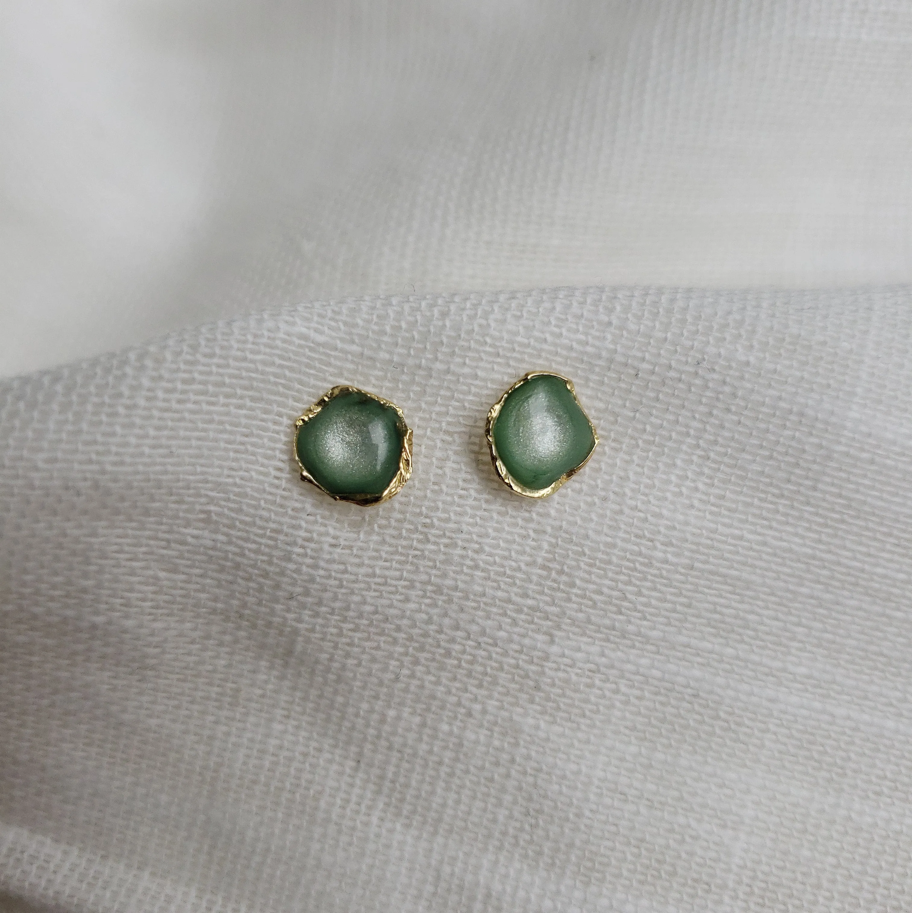 Reticulated Enamel Studs - Mint