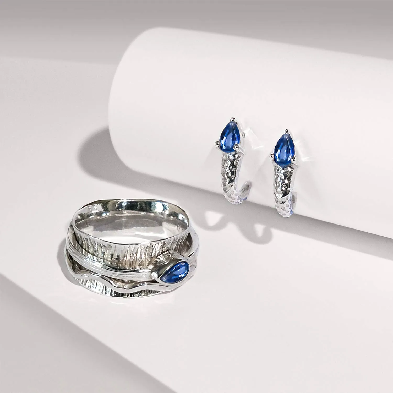 Serpenti Stud Earrings