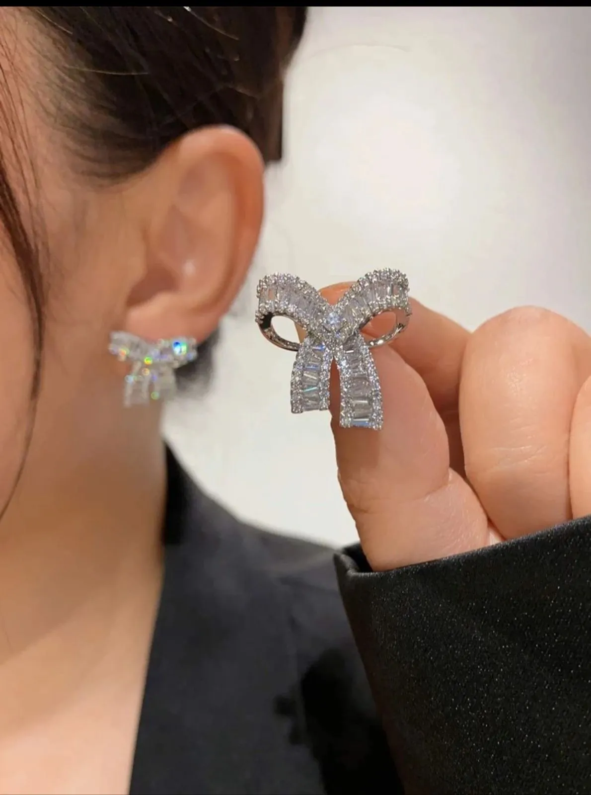 Zirconia Bow glam Stud Earrings