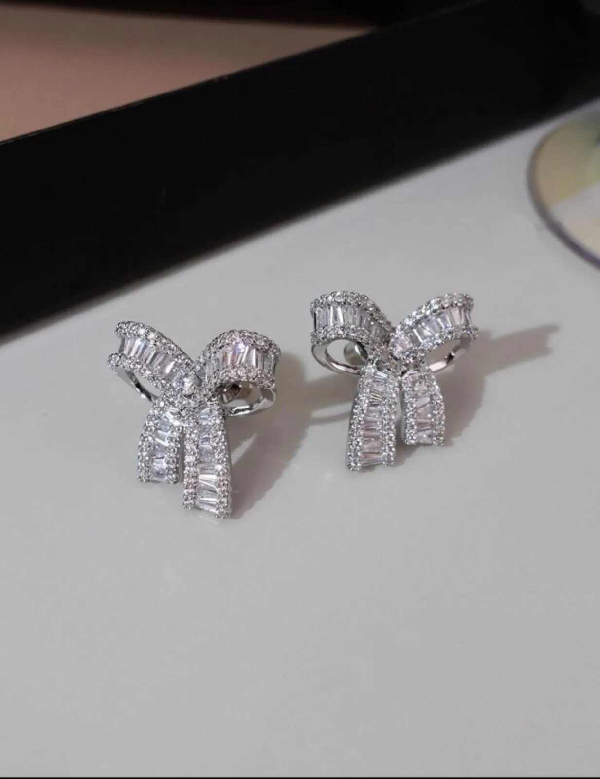 Zirconia Bow glam Stud Earrings